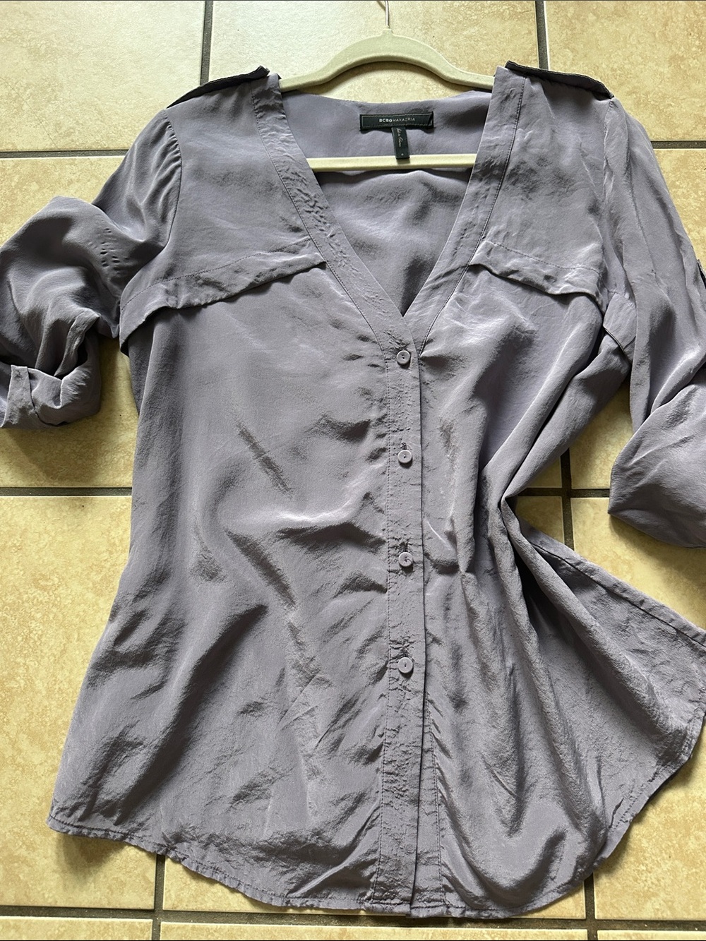 BCBGMAXAZRIA Drew 100% Silk Roll-Tab Blouse - Frosted Plum - Size S - Picture 5 of 6